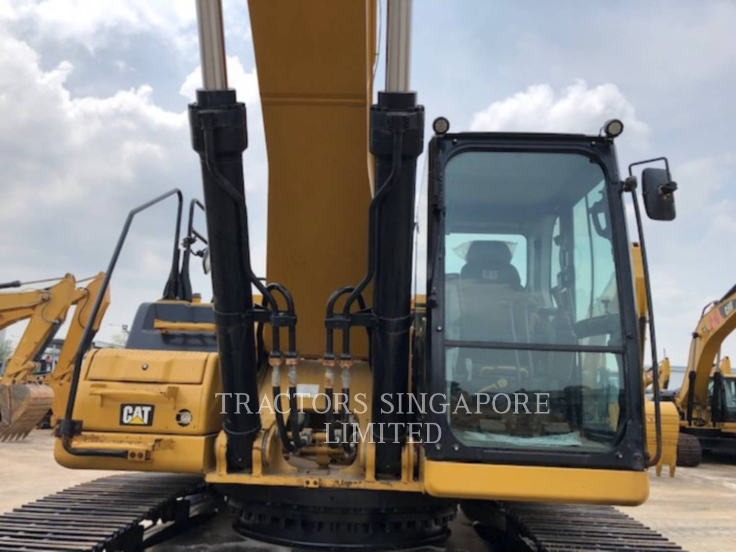 wtk?JHNyYz1hMTBhODA2ZGFlYzg1ZDBhOTYyMDk5NWIzMzgyZTRmOSYkdHh0PVRSQUNUT1JTJTIwU0lOR0FQT1JFJTIwTElNSVRFRCY1MzQw 345-07GC | Tractors Singapore