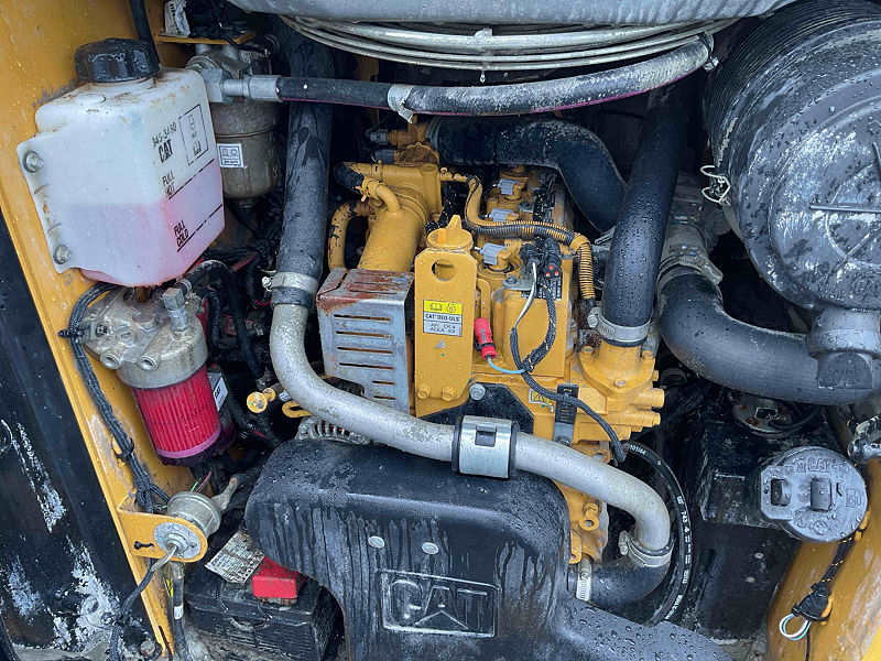 2019 CAT 236D