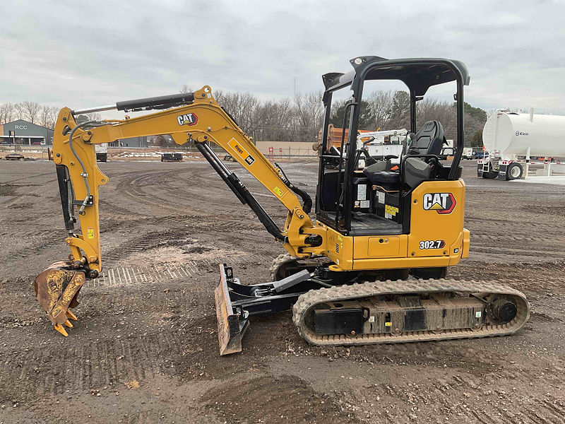 2024 CAT 302.707CR