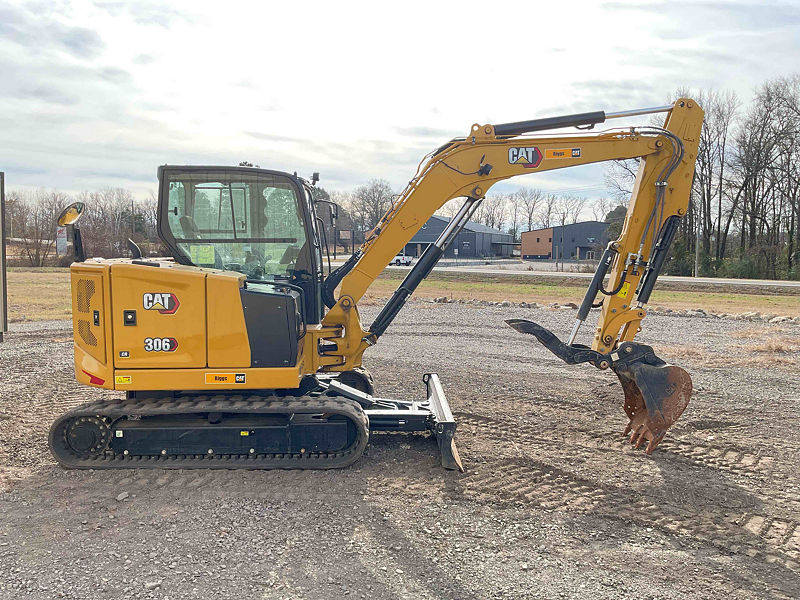 2024 CAT 30607CR