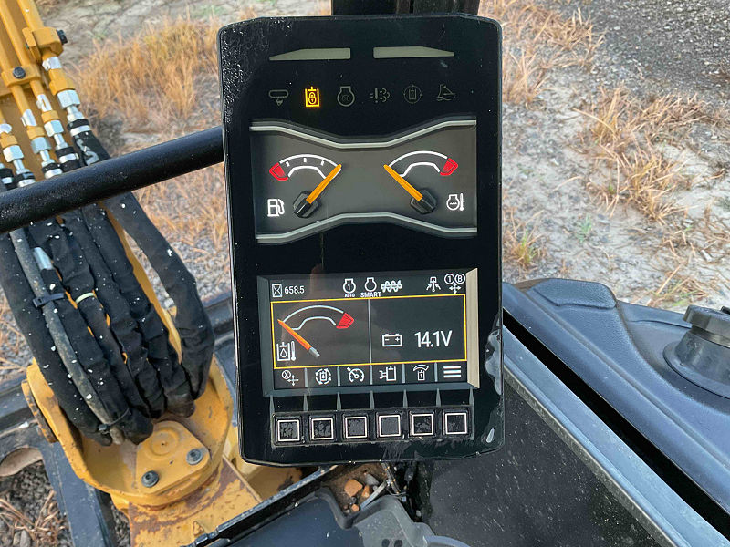 2024 CAT 302.707CR