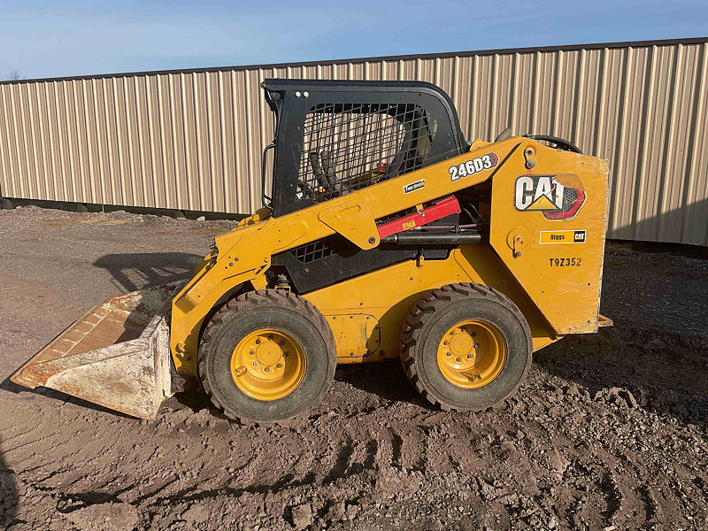2023 CAT 246D