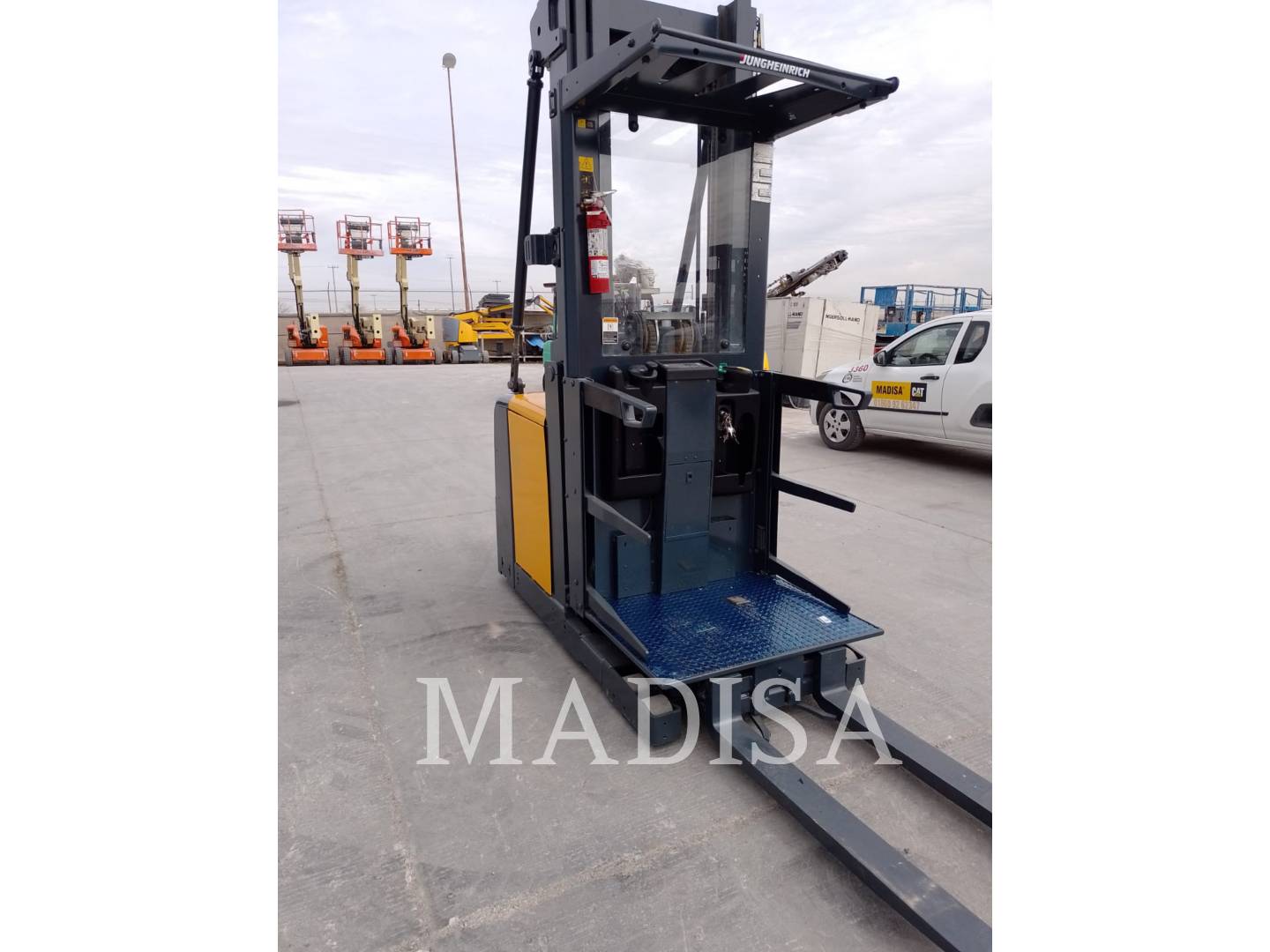 Photo of 2014 Cat Lift Trucks EKS308