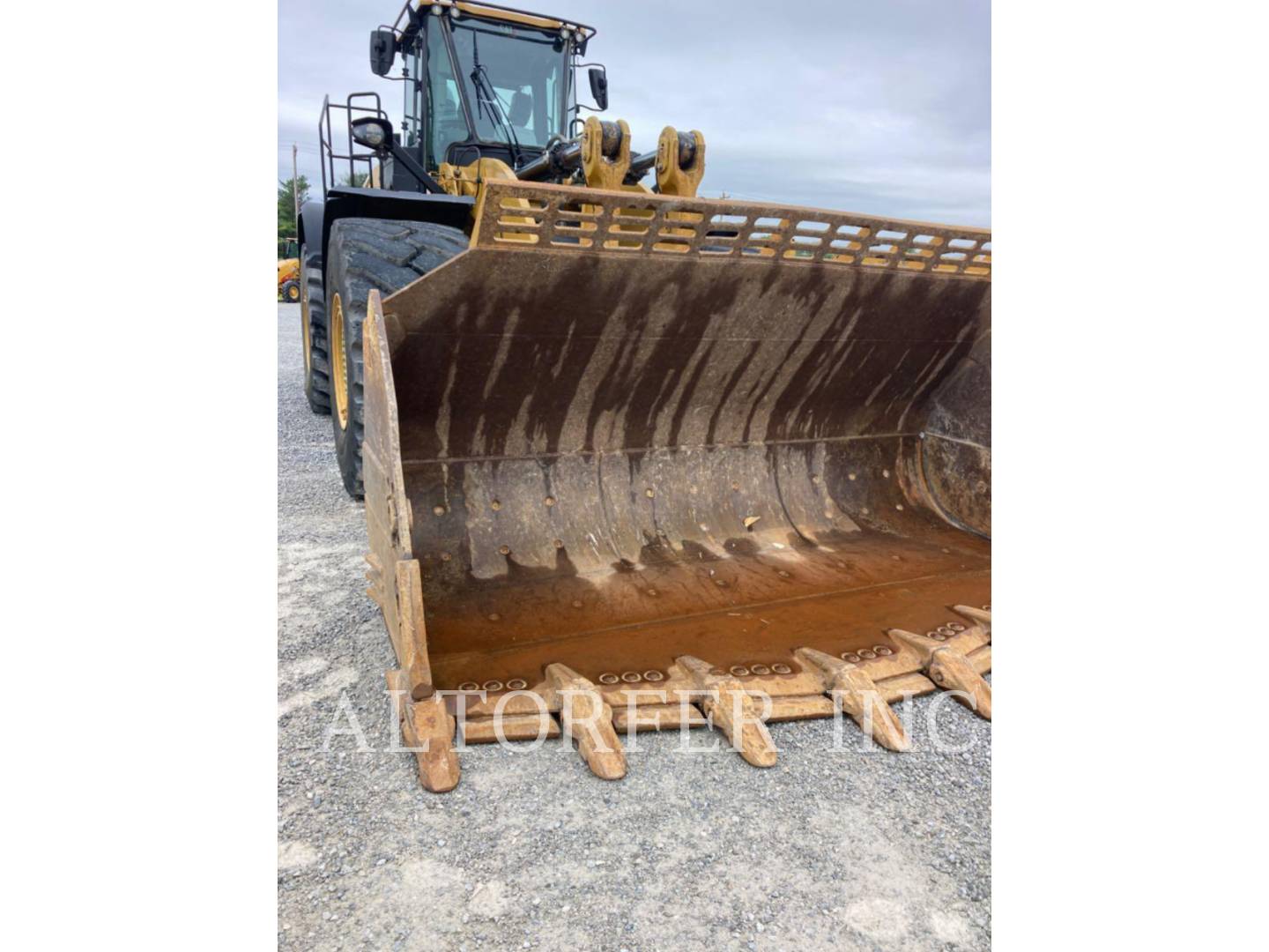 2021 CAT 982M &#8211; #10127077