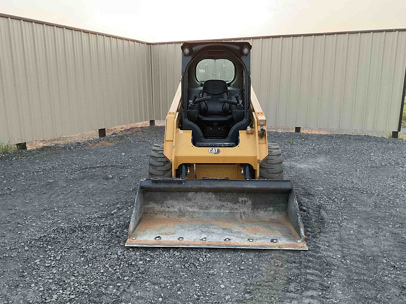 2023 CAT 236D3