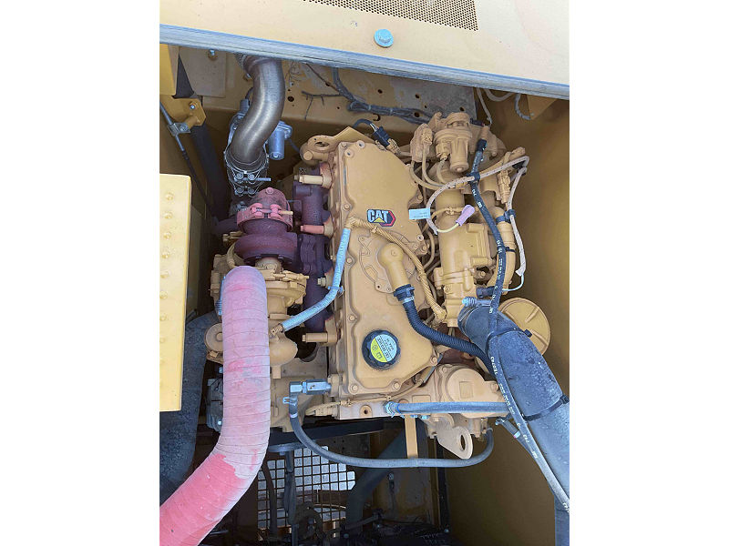 2022 CAT 320 9