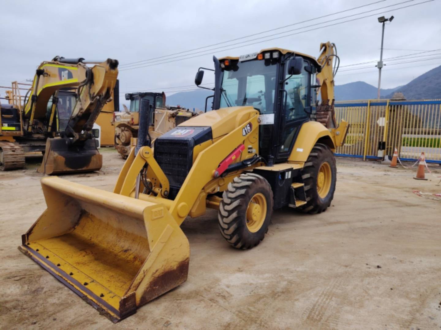 cat-h9p00236-10209663
