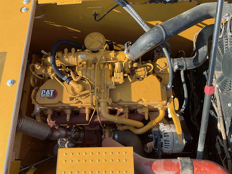 2023 CAT 32607