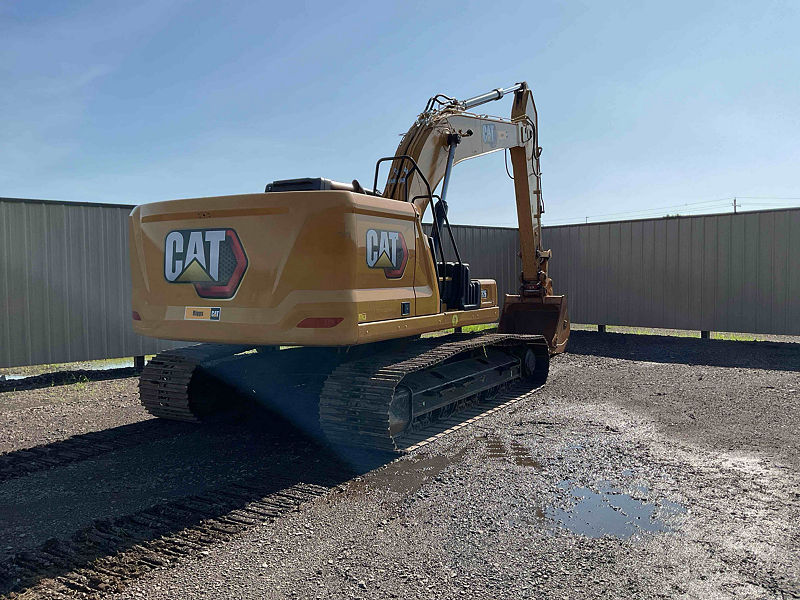 2023 CAT 32607