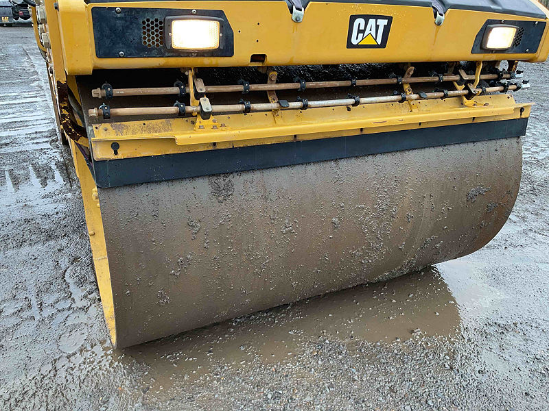 2019 CAT CB13