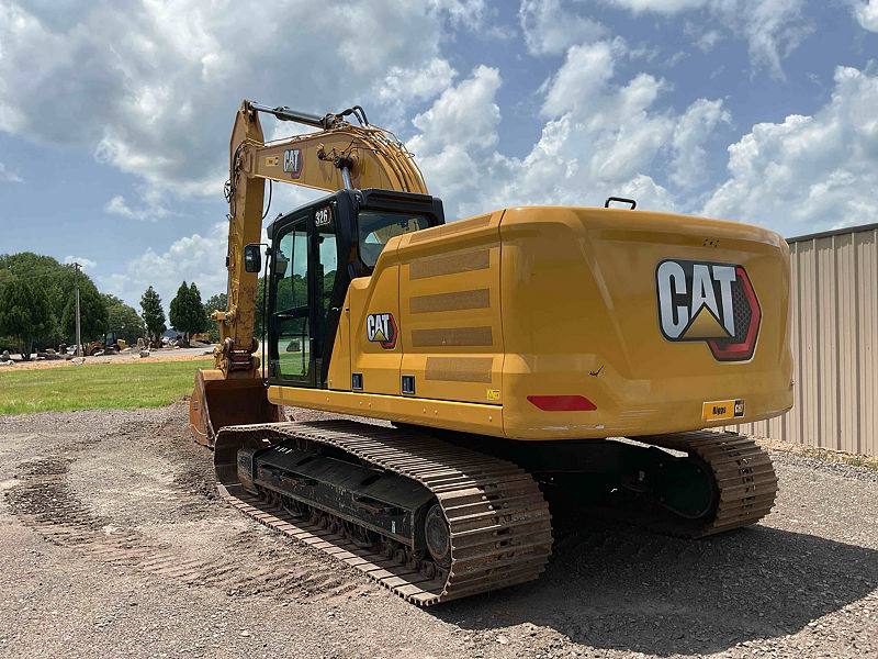 2023 CAT 32607