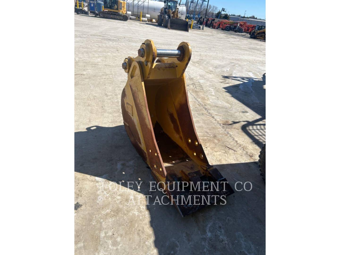 Cat BK316P24