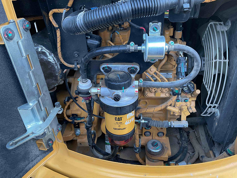 2024 CAT 302.707CR