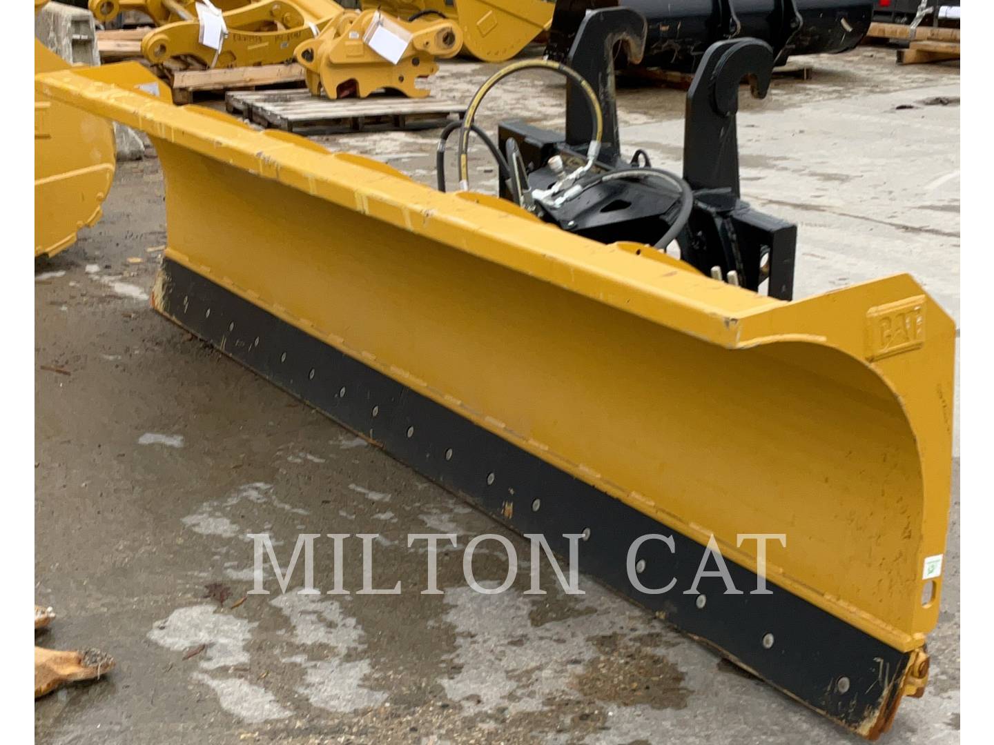 Photo of a  Caterpillar BHL 12 FOOT SNOW PLOW
