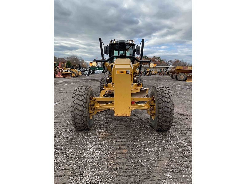 2016 CAT 140M LC17