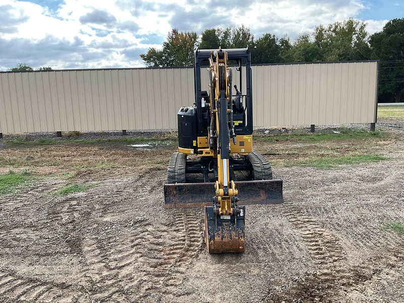 2024 CAT 302.707CR