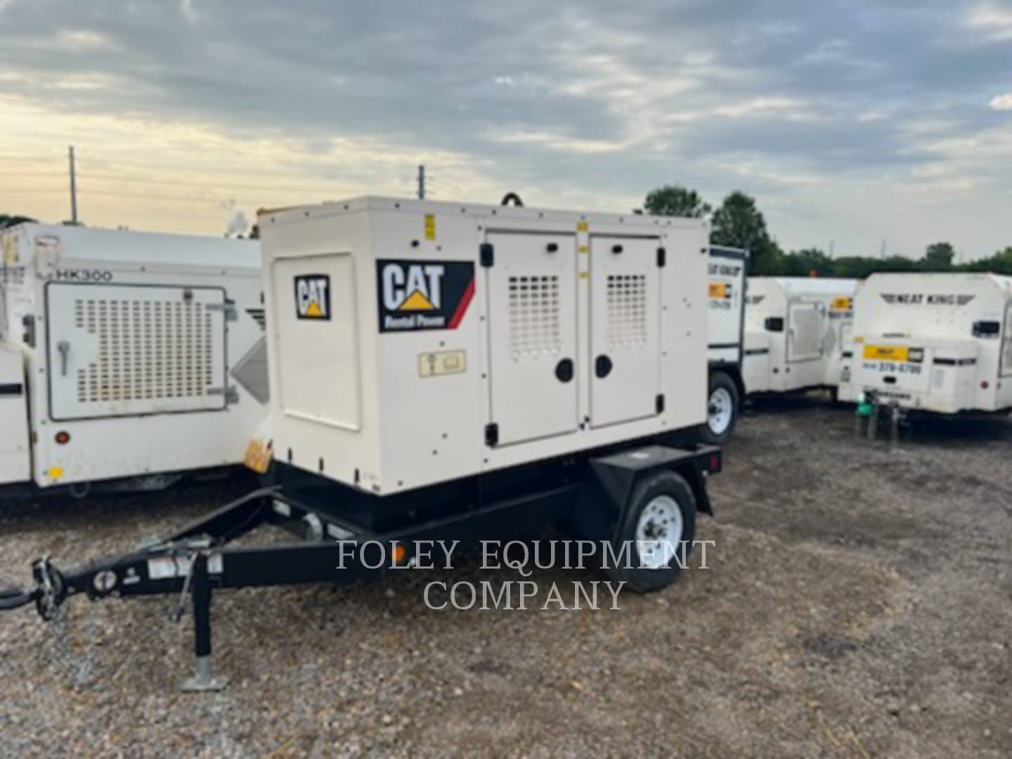 Cat XQ35KVA