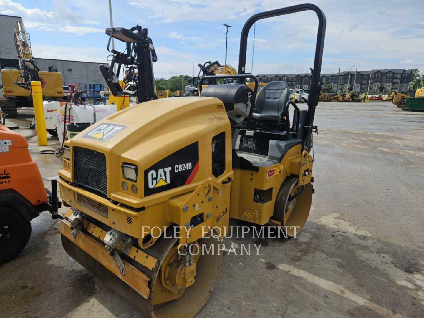Cat CB24B