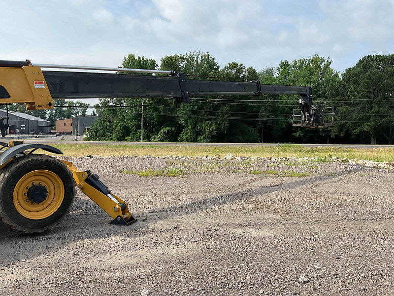 2018 CAT TL1055D