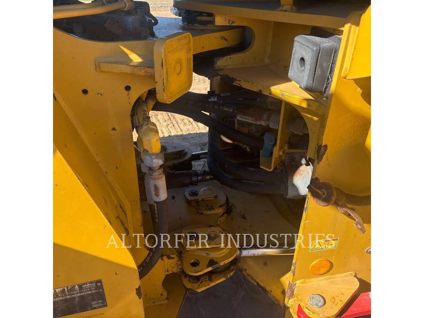 2019 CAT 930M &#8211; #10181670
