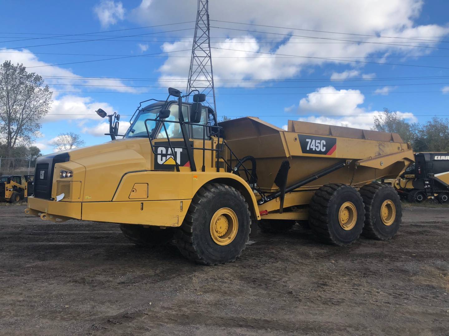 New 725C2 Articulated Truck for Sale - Whayne Cat