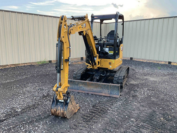 2024 CAT 302.707CR