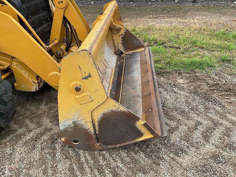 2022 CAT 42007