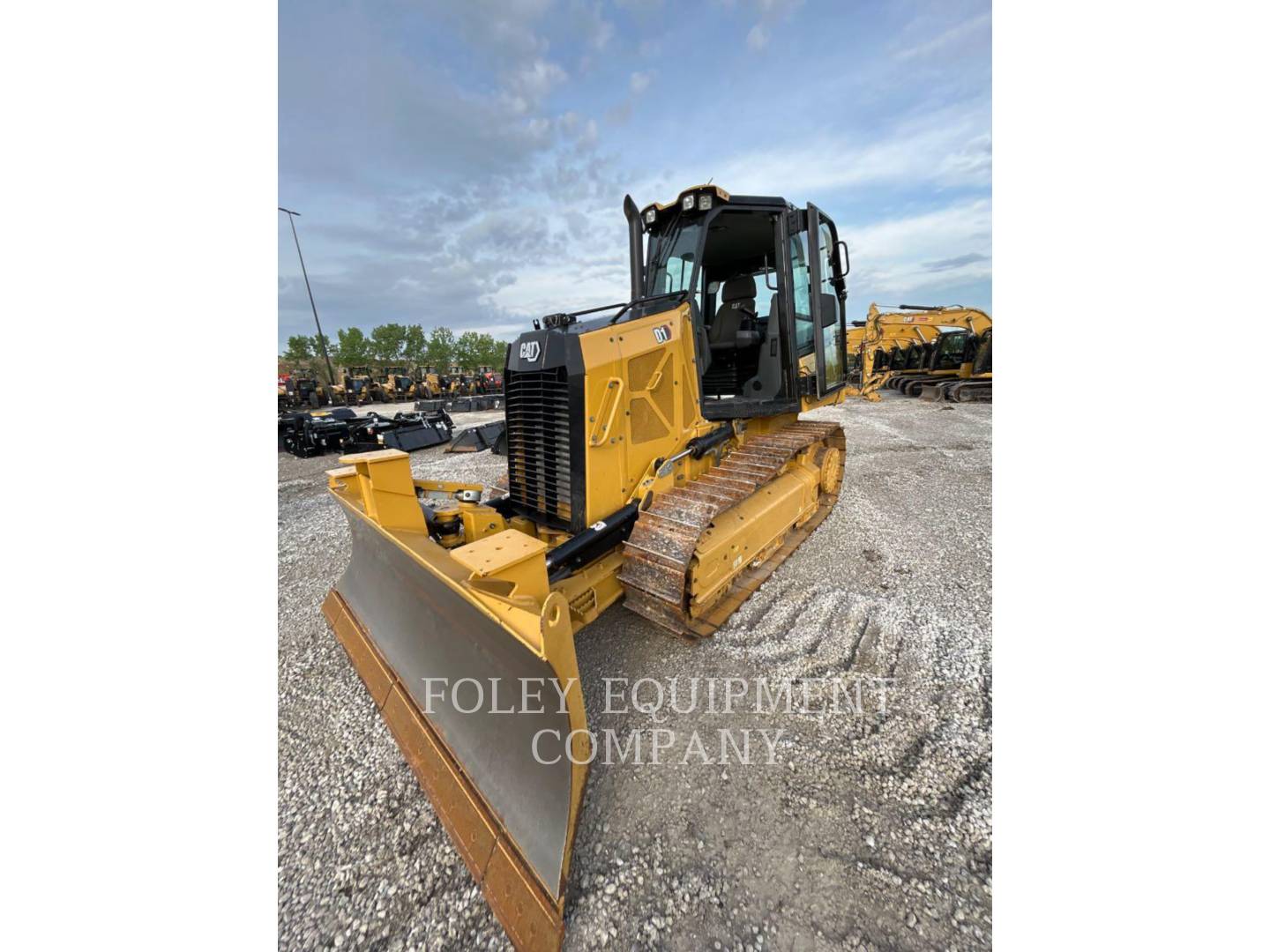 Cat D1-12VI