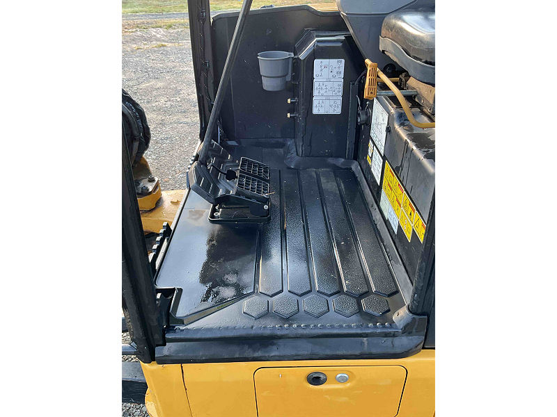 2021 CAT 302.707CR