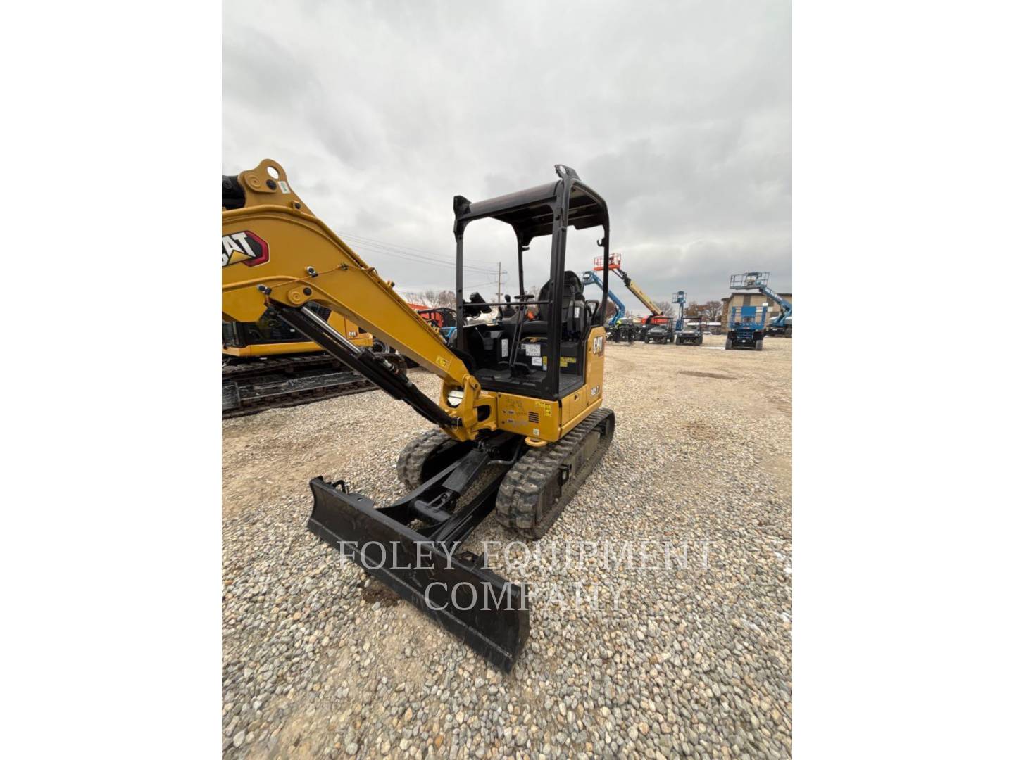Cat 302.7-07LO