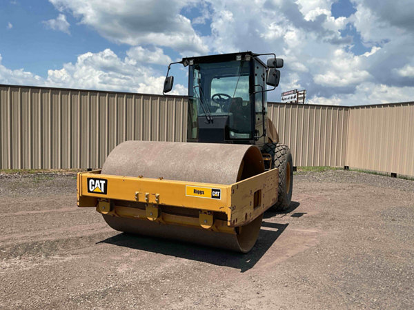2015 CAT CS56B A