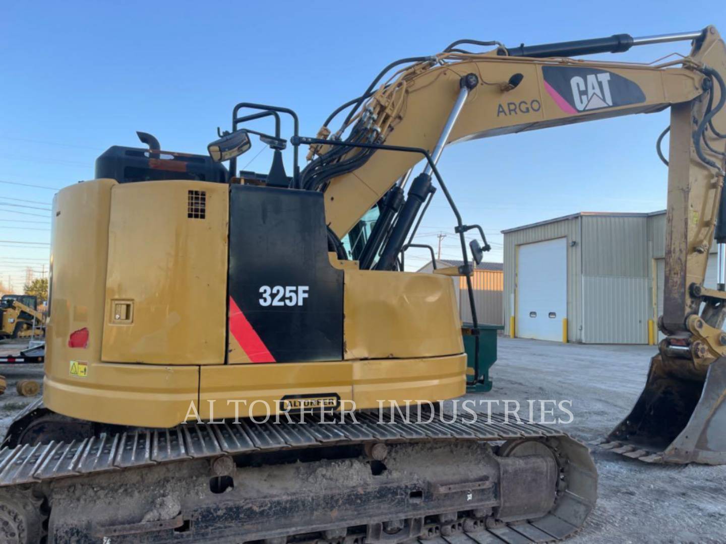 2016 CAT 325FL CR &#8211; #10036192