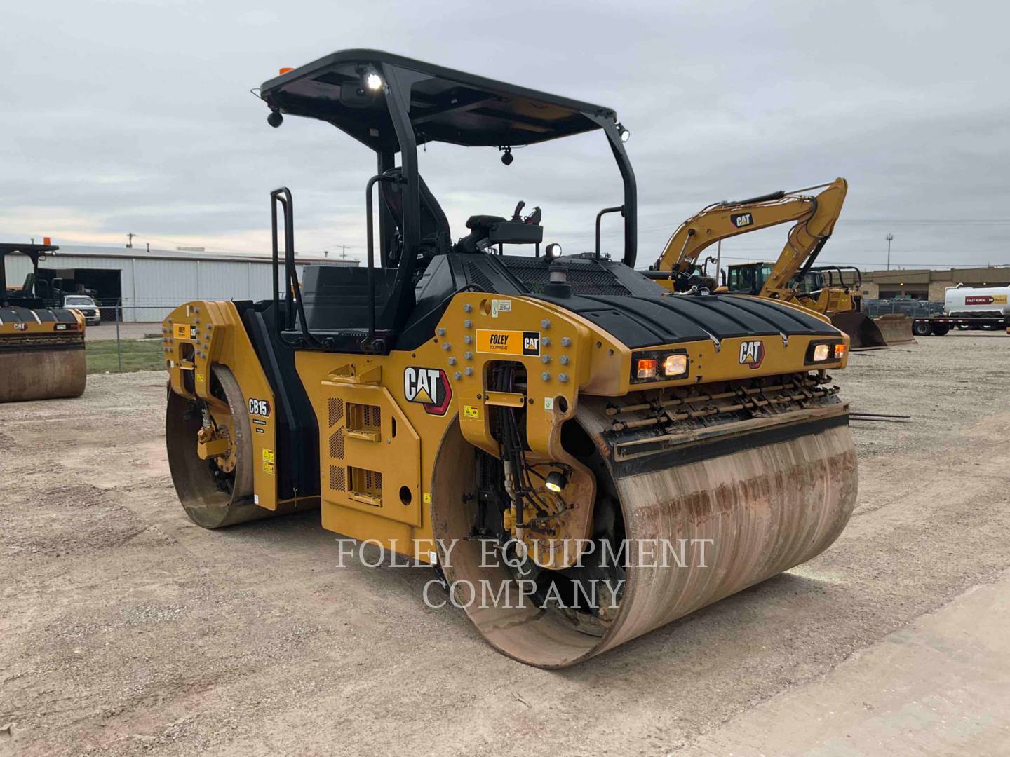 Cat CB15