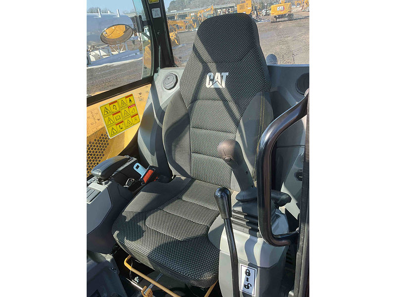 2024 CAT 30607CR