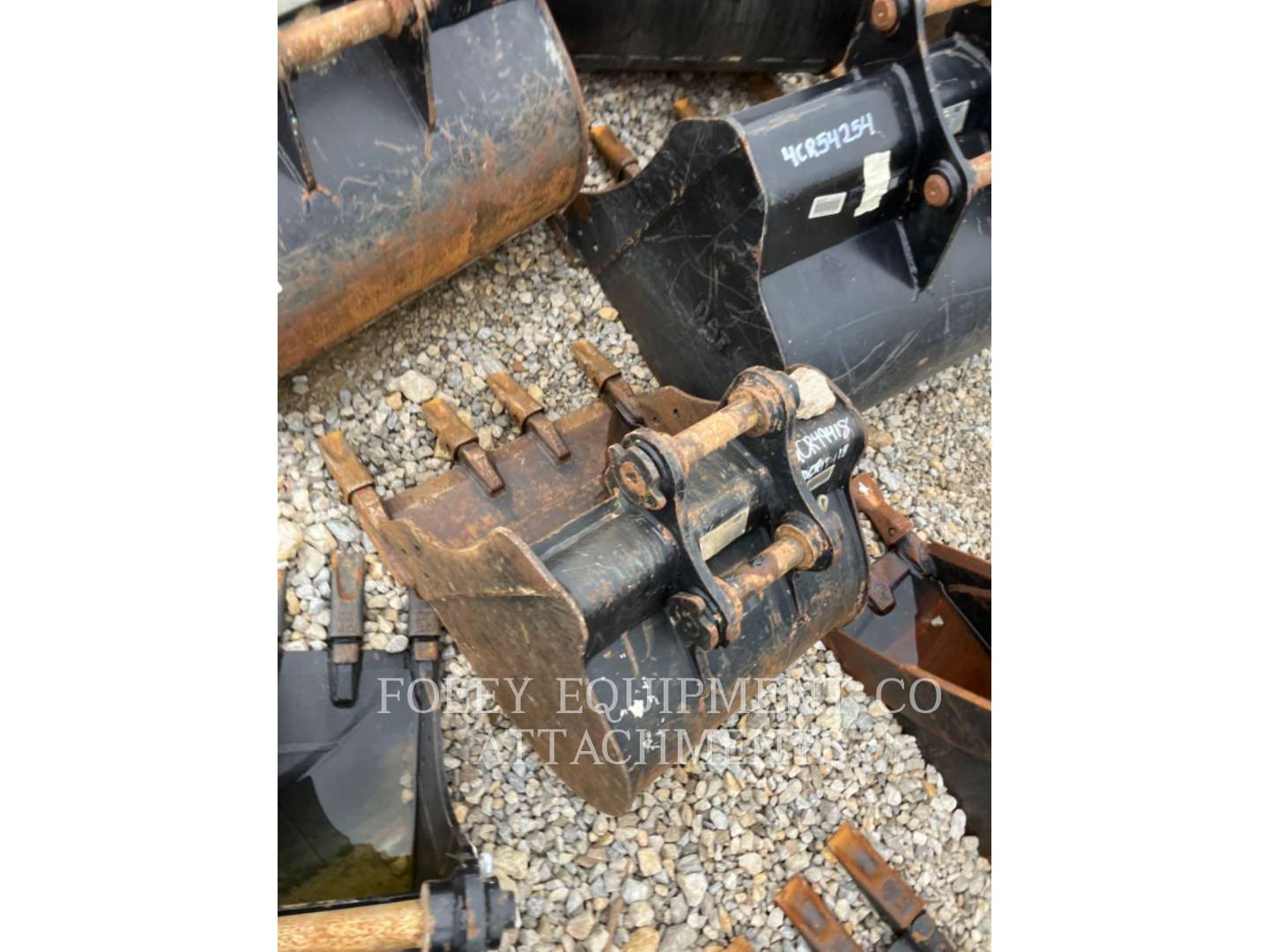 Cat BK303P24