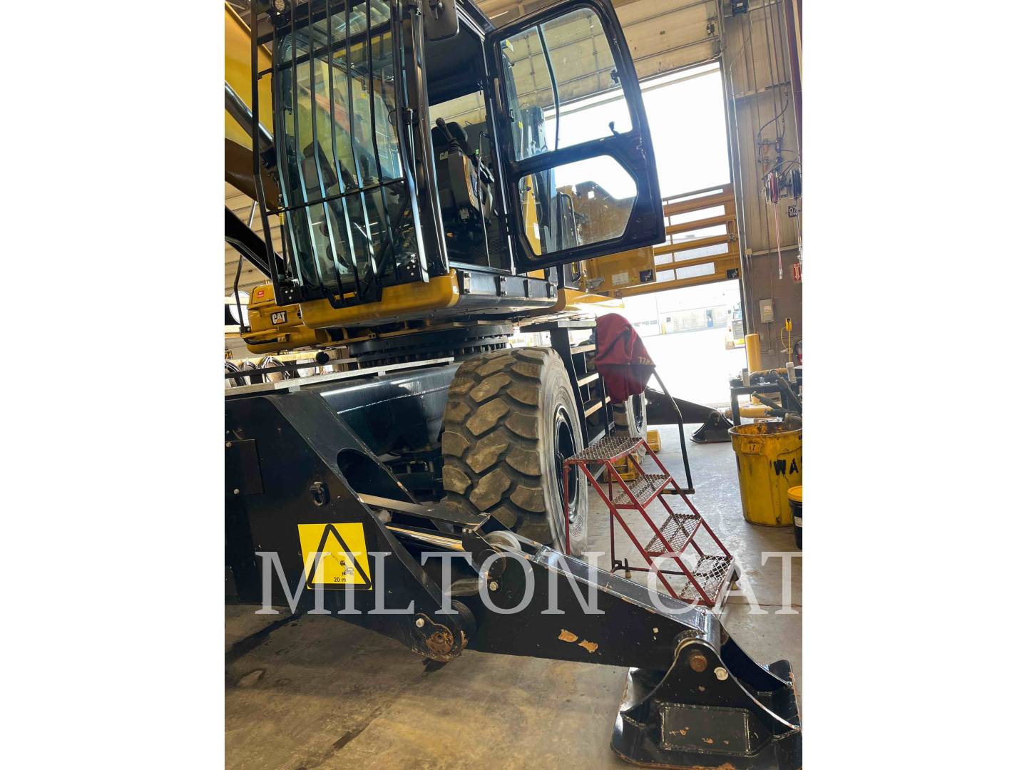 Photo of a  Caterpillar MULTIDOCKER CH600
