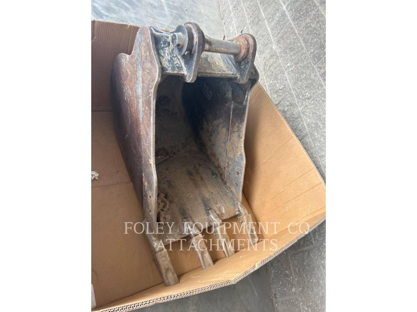 Cat BK308P24
