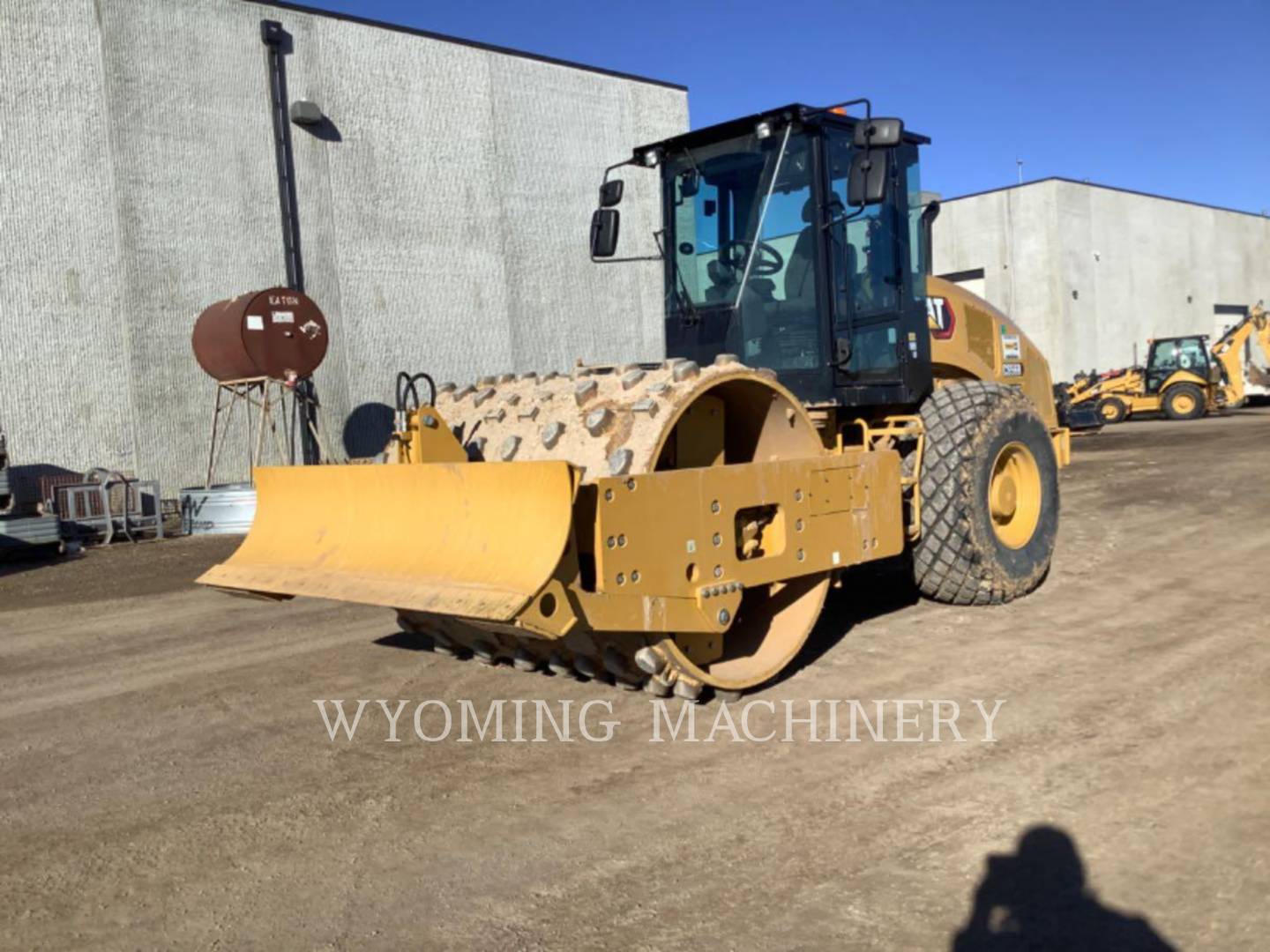 Photo of a  Caterpillar CS56B