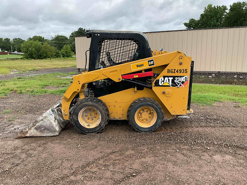 2019 CAT 236D