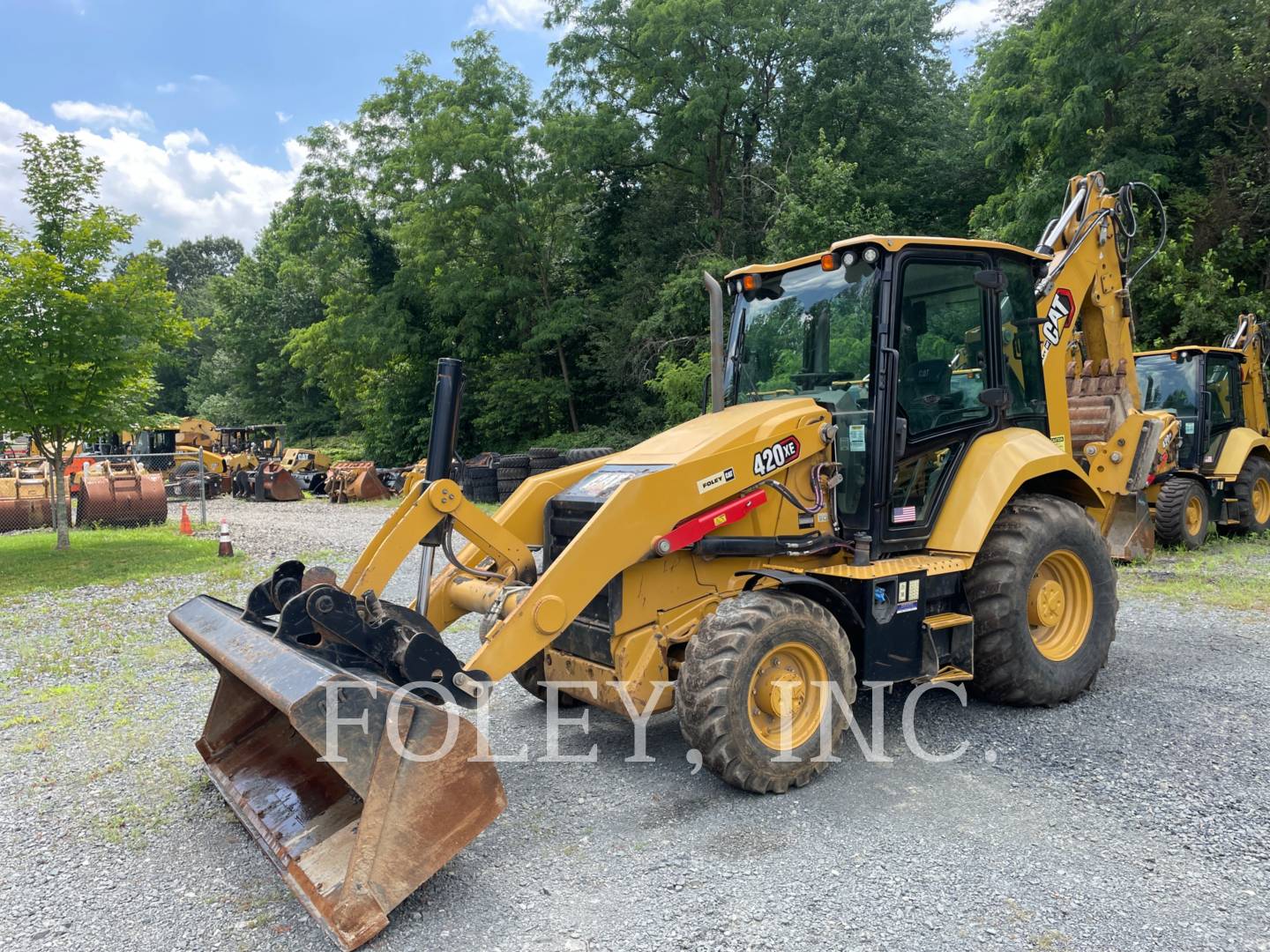 Photo of a  Caterpillar 420-07XE