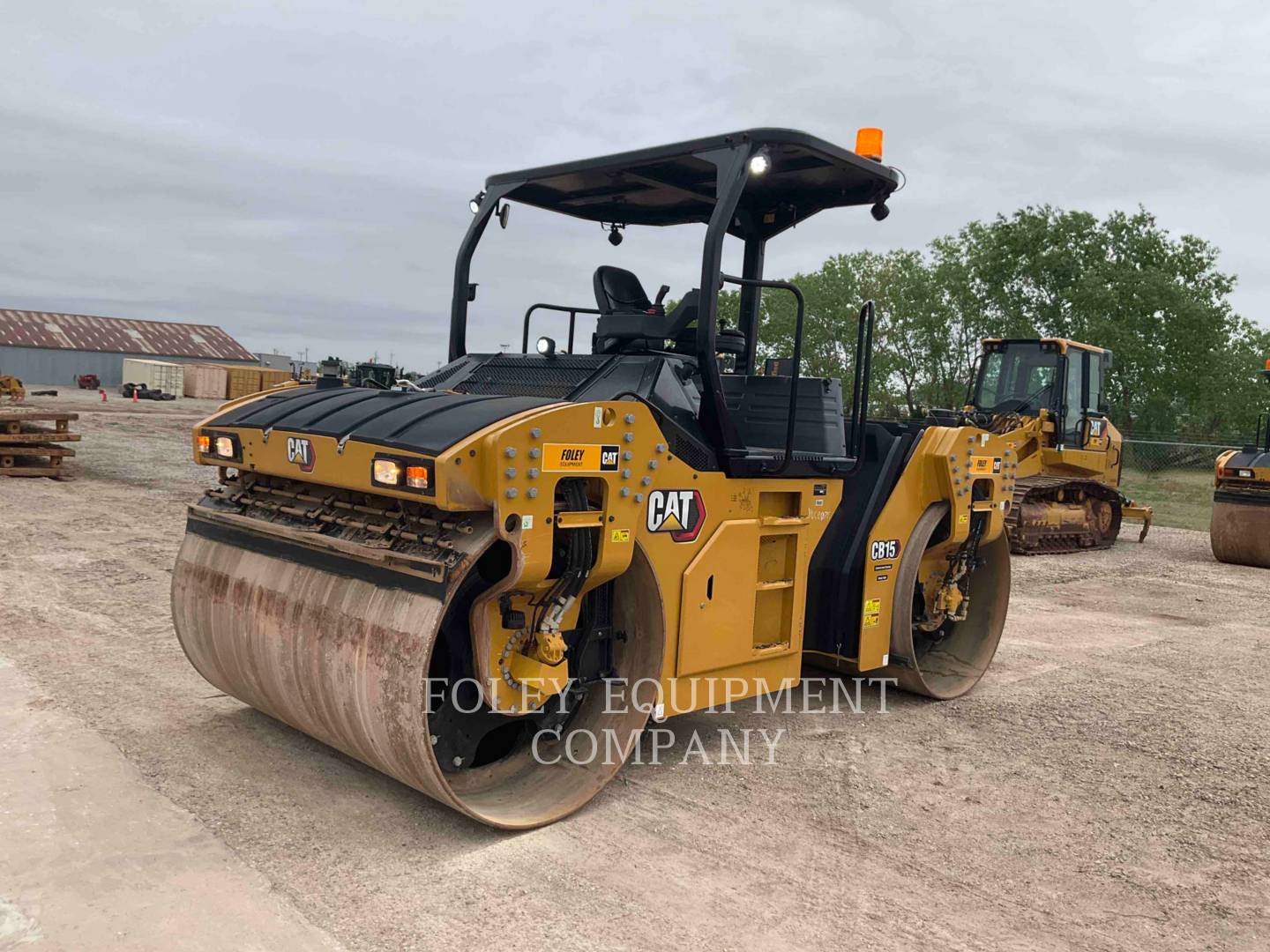Cat CB15