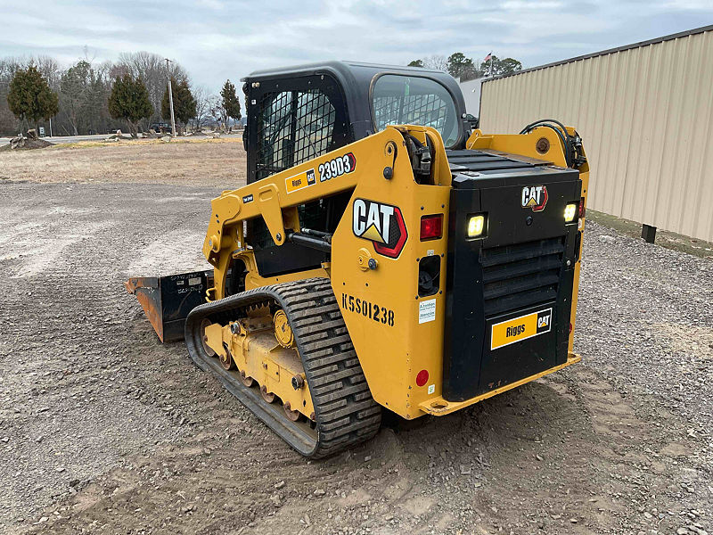 2022 CAT 239D A