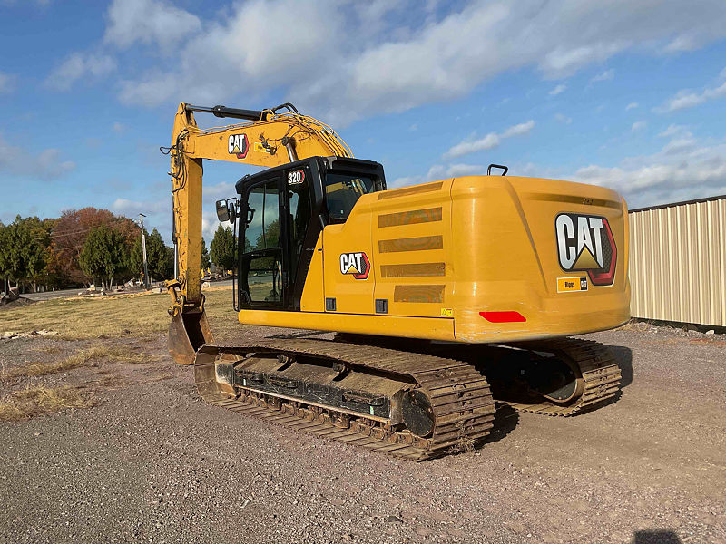 2022 CAT 320 9