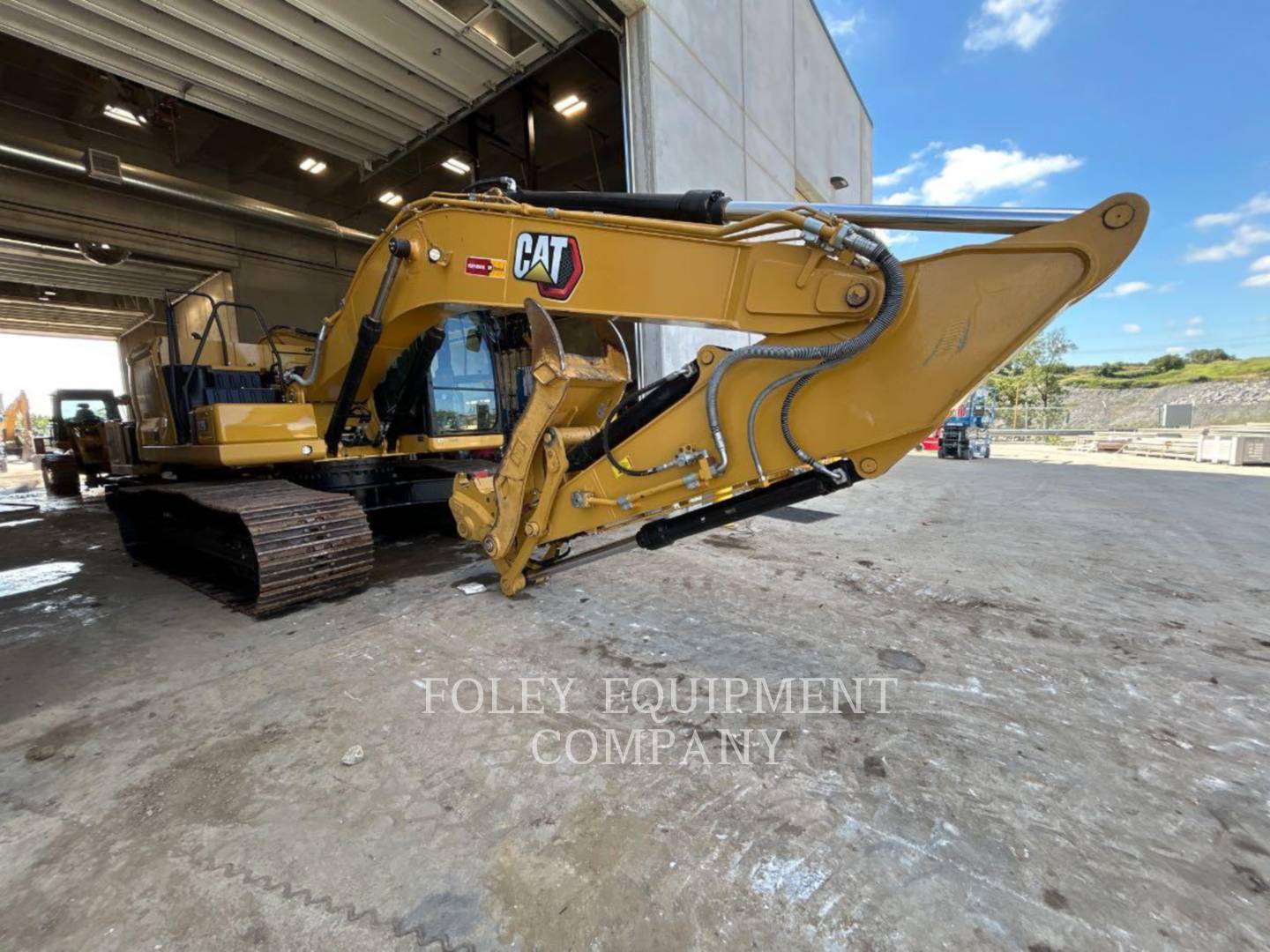 Cat 320-079X