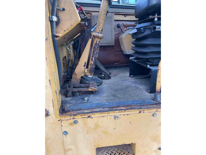 1986 CAT 623B
