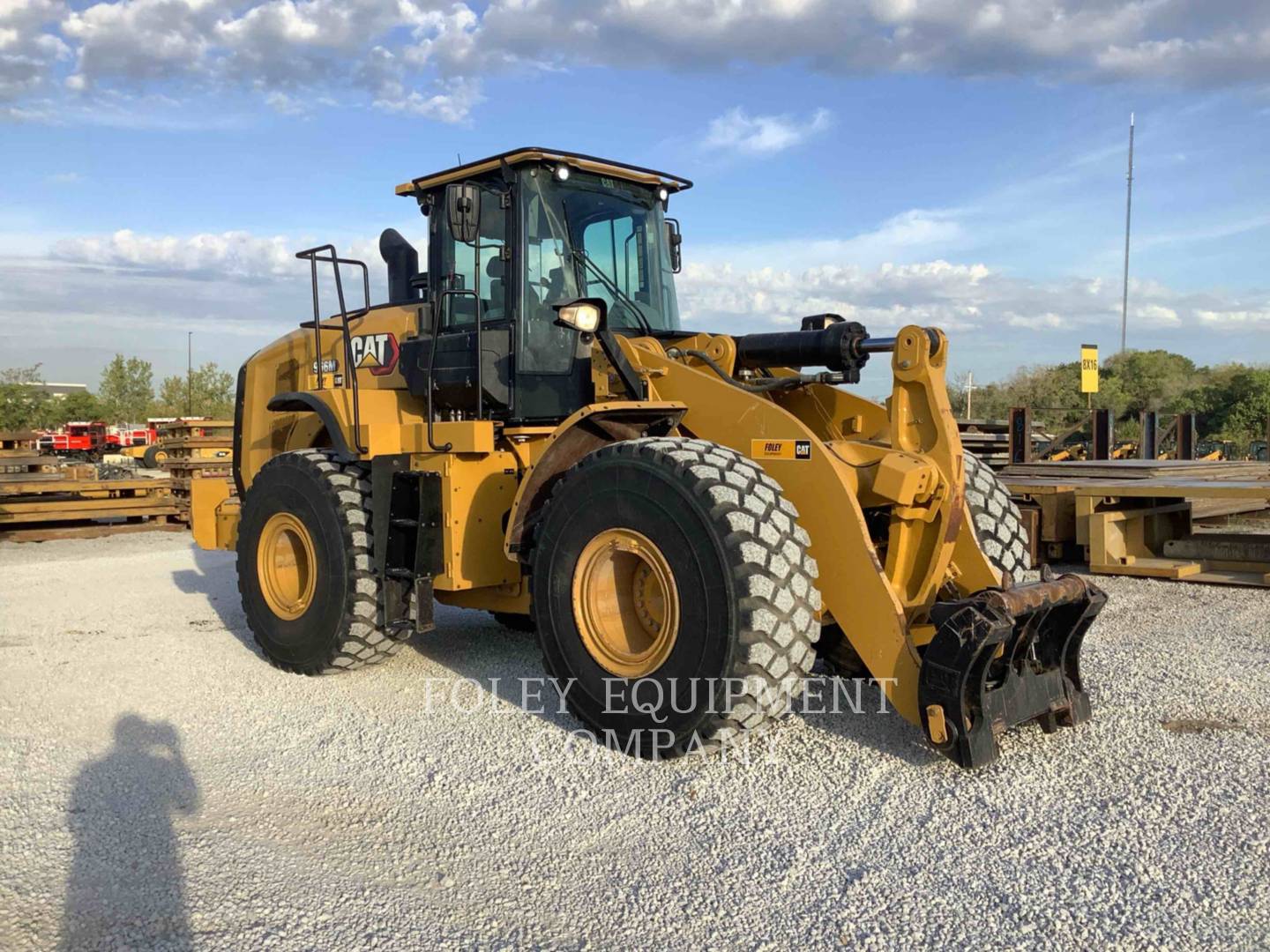 Cat 966M