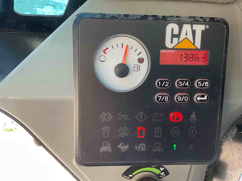 2023 CAT 226D