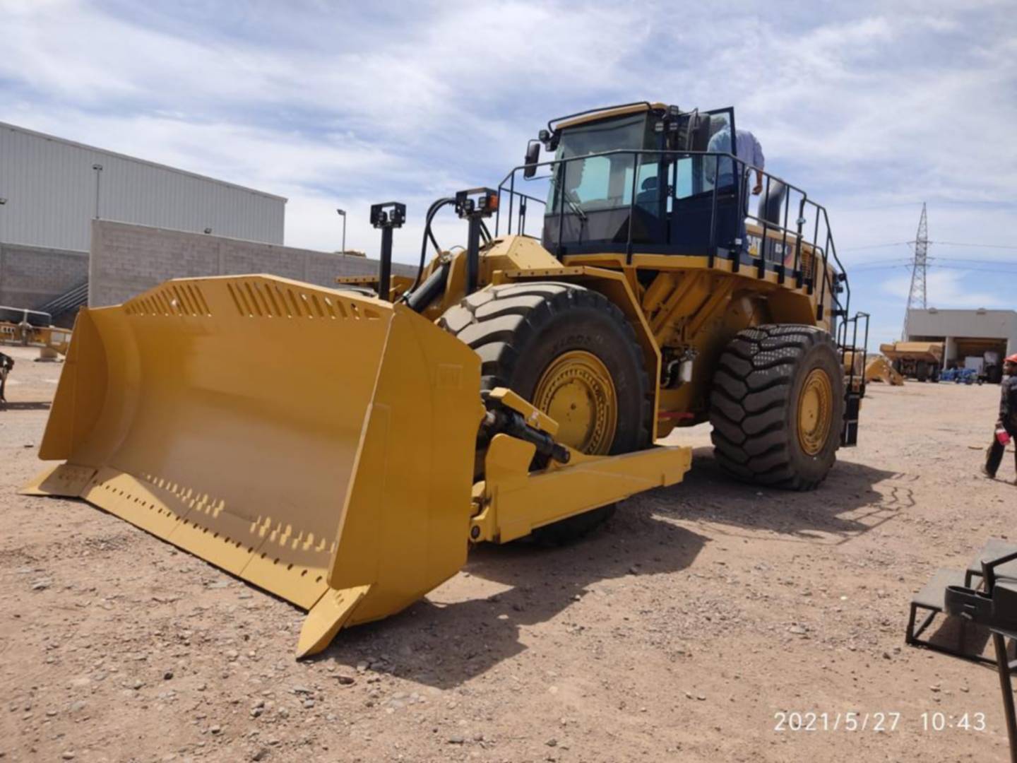 cat-l4y00215-4907971