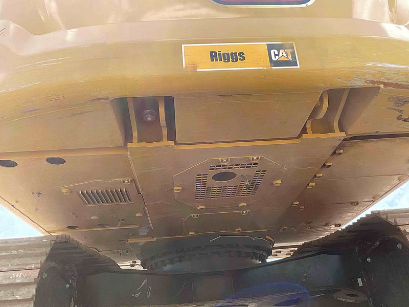 2023 CAT 32607