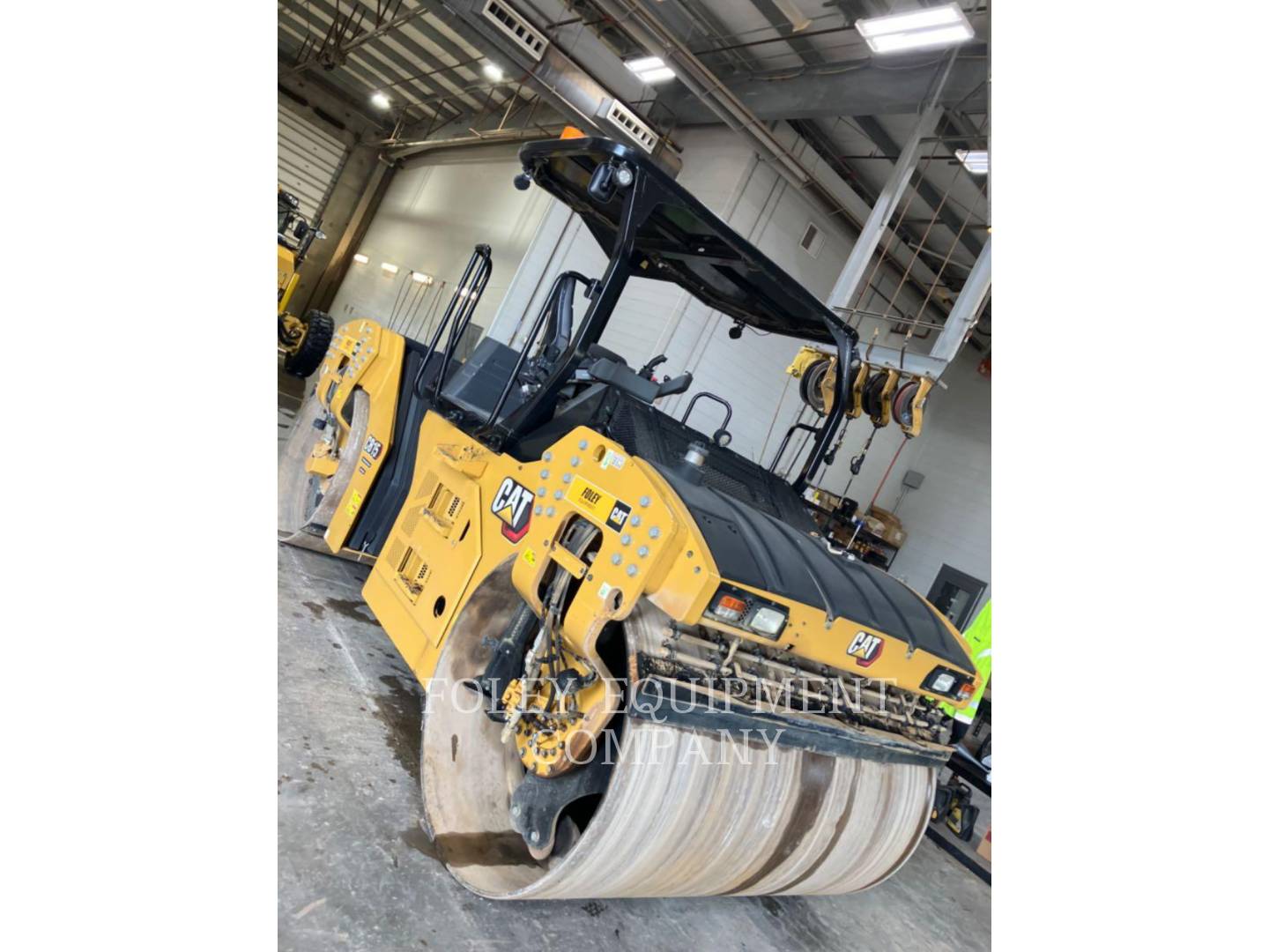 Cat CB15